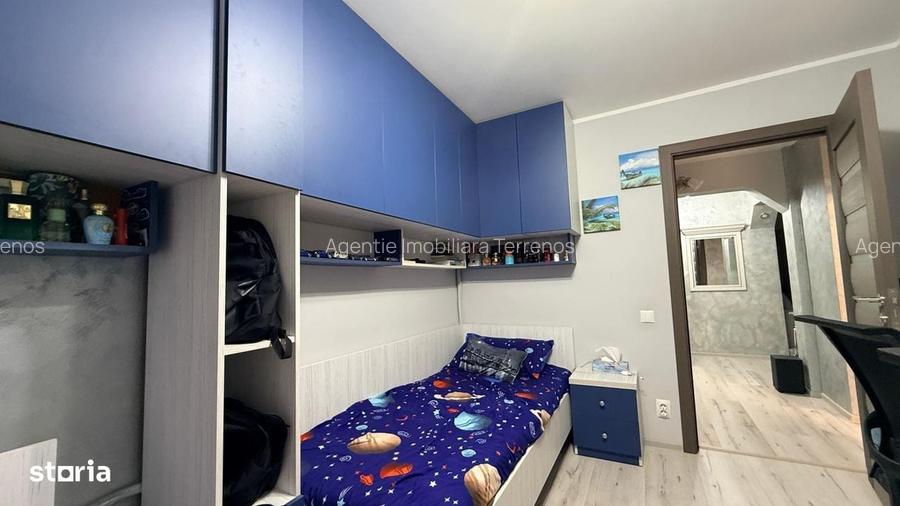 Apartament 4 camere Parcul Curcubeului , etaj 3 , renovat