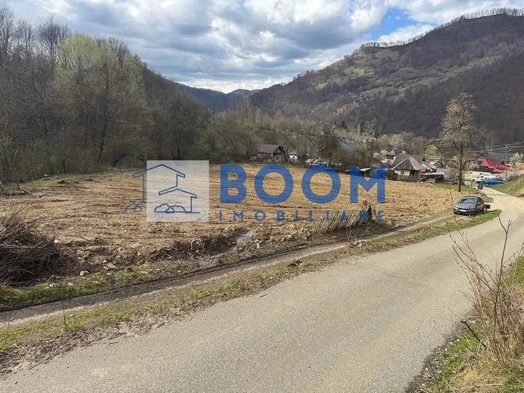 Teren de 2298 mp, în Malaia