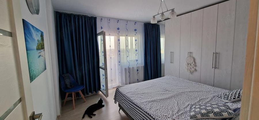 Apartament cu 3 camere decomandat în Cantacuzino