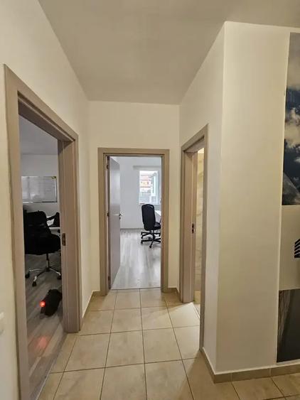 Apartament cu 3 camere decomandat în Theodor Pallady