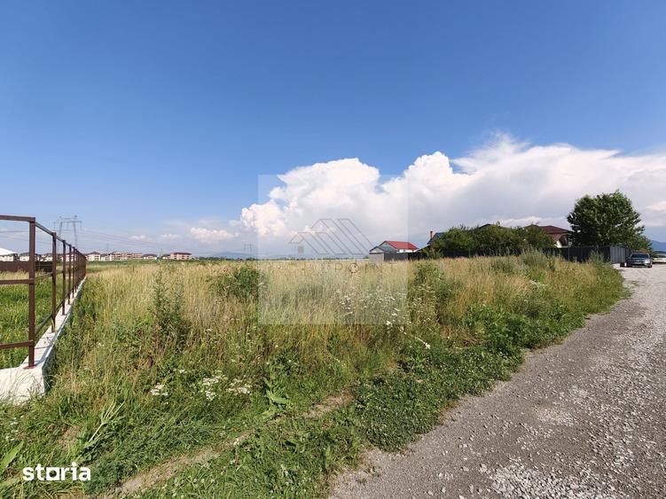 Teren de 600 mp, în Sânpetru