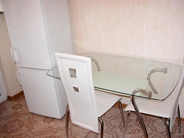 Apartament cu 2 camere decomandat în Steaua