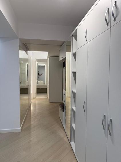 Apartament cu 2 camere decomandat în Pipera