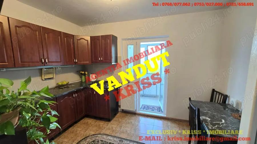 Apartament cu 3 camere decomandat în Exercițiu