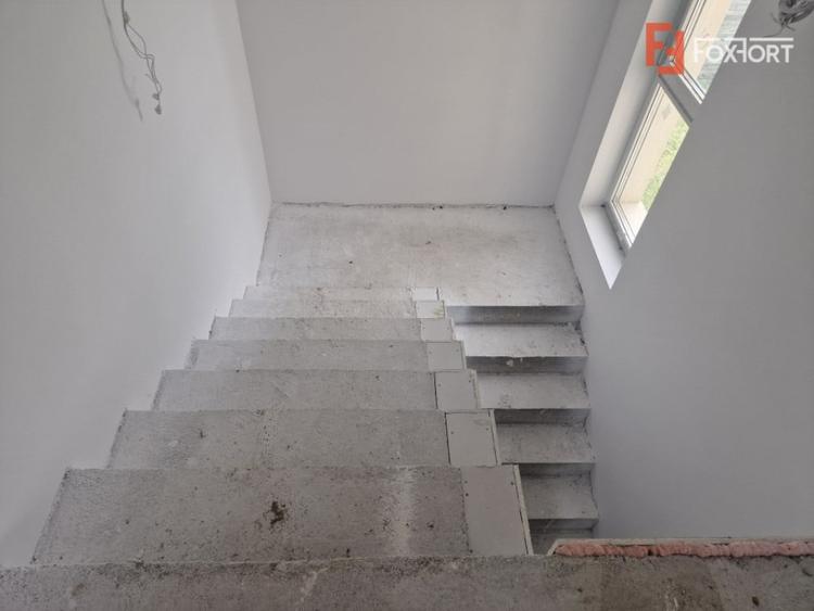 Casa cu 5 camere, 617 mp teren, Mosnita Veche - 4