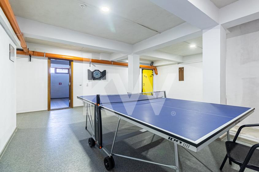 Hotel/Pensiune, de 1,523 mp, în Sâmbăta de Jos