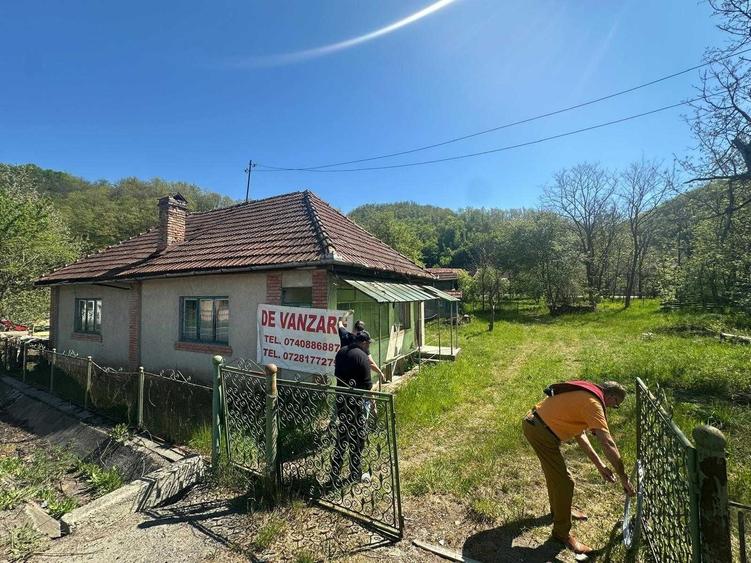 Casă cu 4 camere în Zdrapți