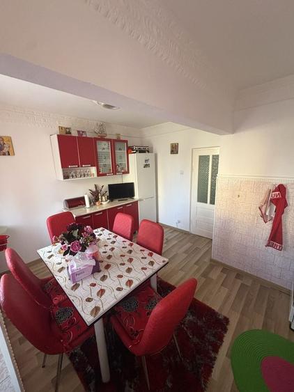 Apartament cu 2 camere în Cetate