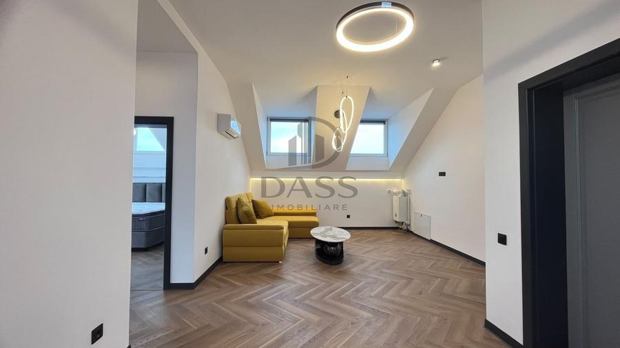 Apartament cu 3 camere semidecomandat, mobilat în Turnișor