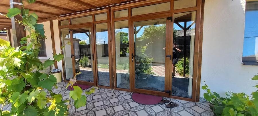 Casă cu Teren 350 Mp în Central