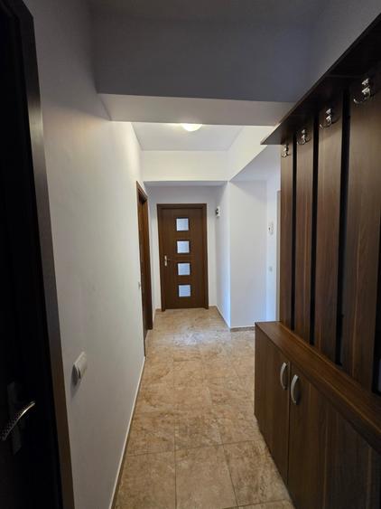 Apartament cu 2 camere decomandat în Metalurgiei