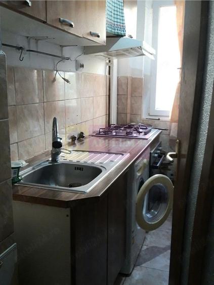 Apartament cu 2 camere decomandat, mobilat în Doamna Ghica