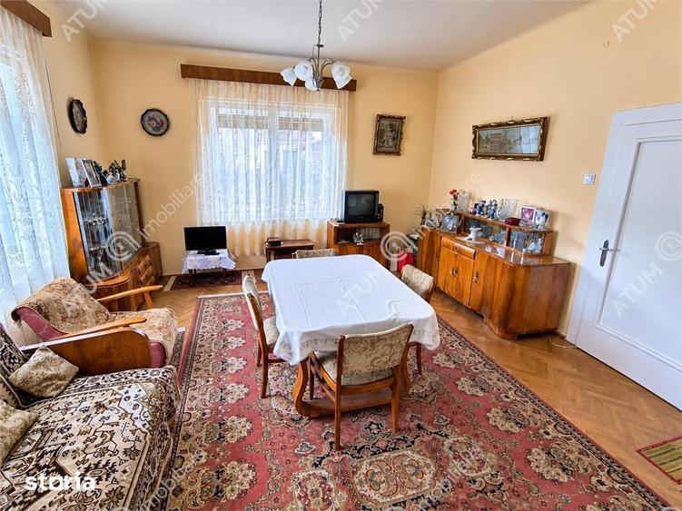 De vanzare casa cu 3 camere pivnita garaj si 508 mp teren in Sibiu - 12