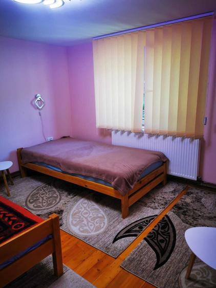 Casă cu 4 camere în Dumbrava