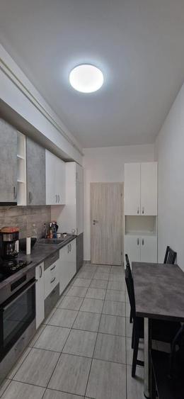 Apartament cu 2 camere decomandat în Berceni