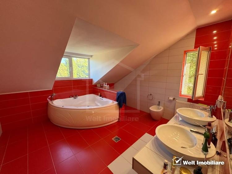 Casă individuală cu 5 camere cu Canalizare în Făget