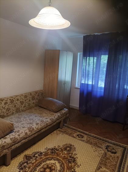 Apartament cu 3 camere decomandat în Semicentral