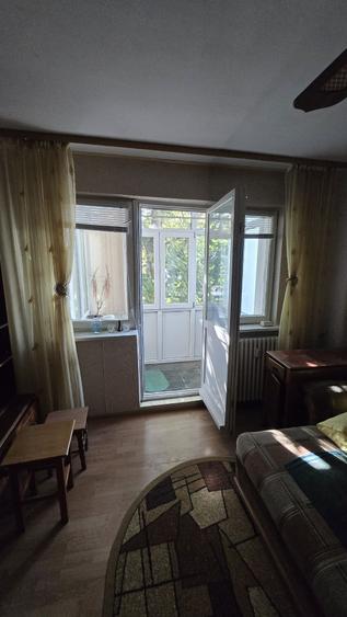 Apartament cu 2 camere semidecomandat în Popoveni