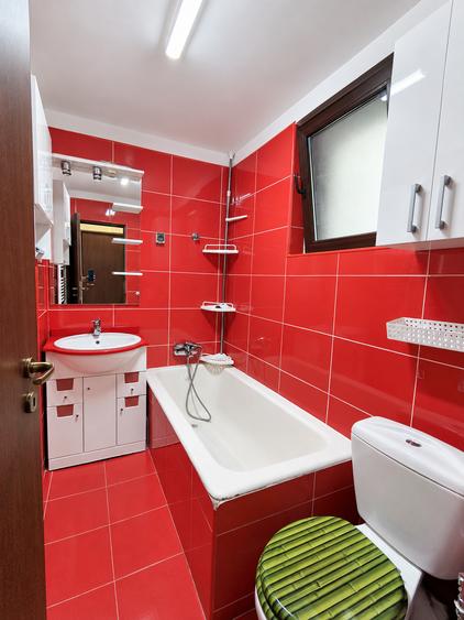Apartament cu 2 camere semidecomandat în Iancului