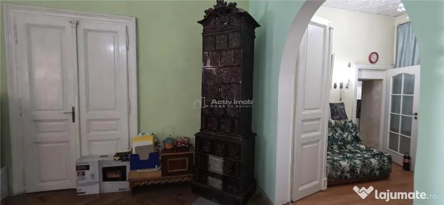 Apartament cu 4 camere decomandat în Fabric