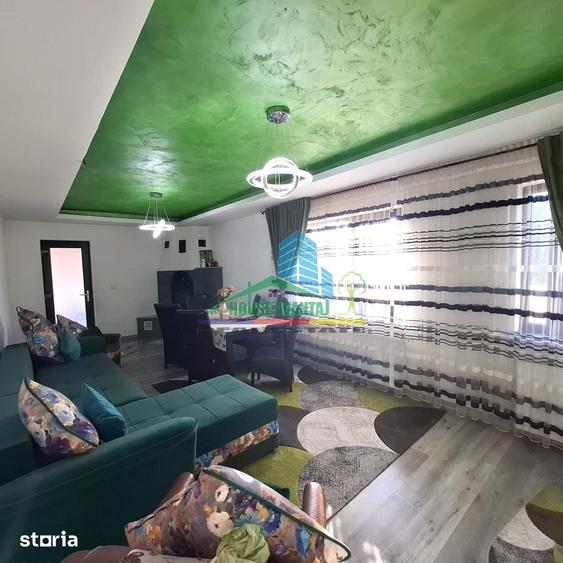 Casă cu 4 camere cu Teren 790 Mp în Câmpineanca