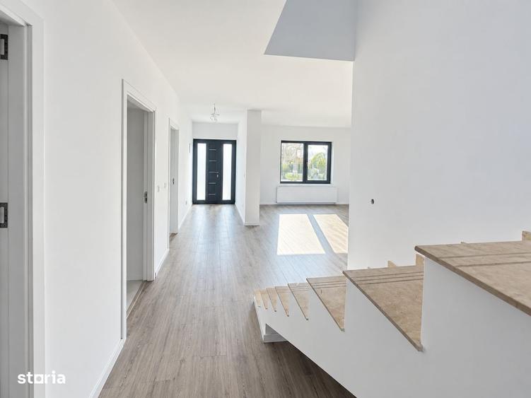 Casă cu 3 camere în Central