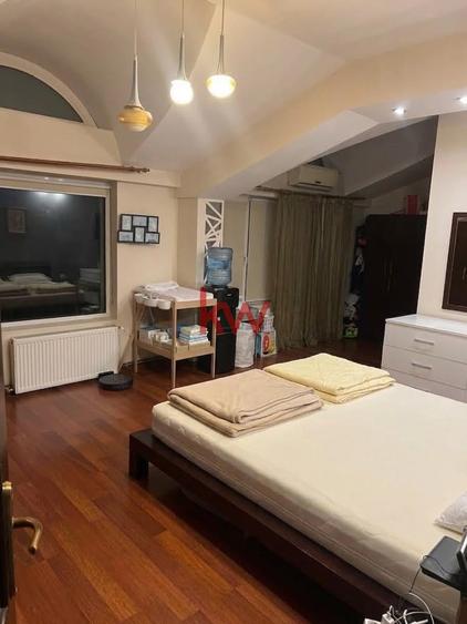 Apartament foarte spatios, romantic, in mansarda, Copou-Centru! - 3