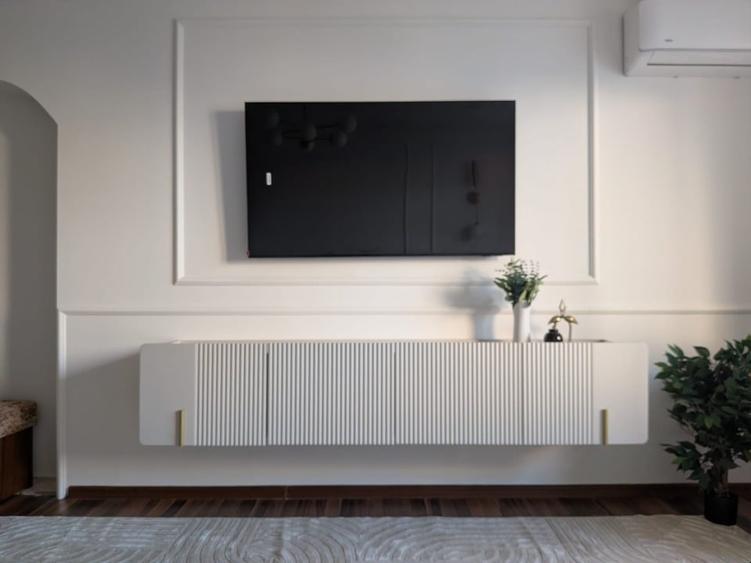 Apartament cu 3 camere semidecomandat, mobilat în Unirii Sud