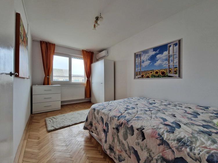 Apartament cu 3 camere decomandat în Ultracentral