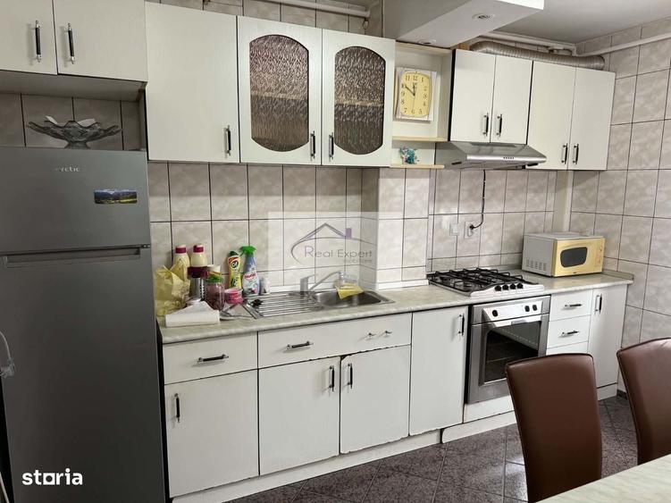 Apartament cu 2 camere decomandat în Zorilor