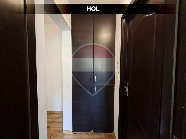 Apartament cu 3 camere decomandat, mobilat în Hotvon