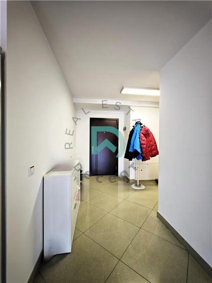 Apartament cu 4 camere decomandat, mobilat în Brașovul Vechi