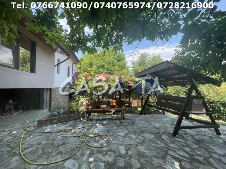 Casă individuală cu 4 camere cu Canalizare în Lelești