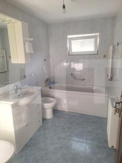 Apartament cu 2 camere semidecomandat, mobilat în Nădrag