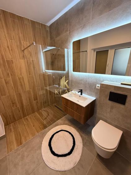 Apartament cu 4 camere semidecomandat, mobilat în Șoseaua Nordului