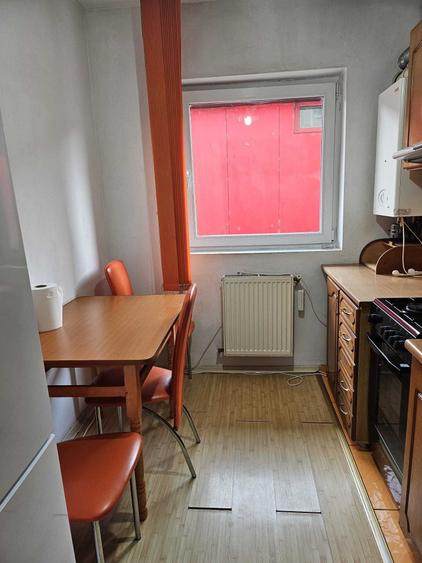 Apartament cu 2 camere decomandat în Florești