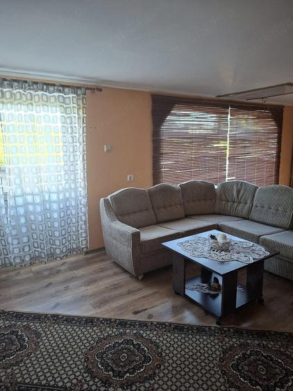 Casă cu Teren 2300 Mp în Central