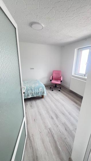 Casă individuală cu 3 camere cu Teren 261 Mp în Est