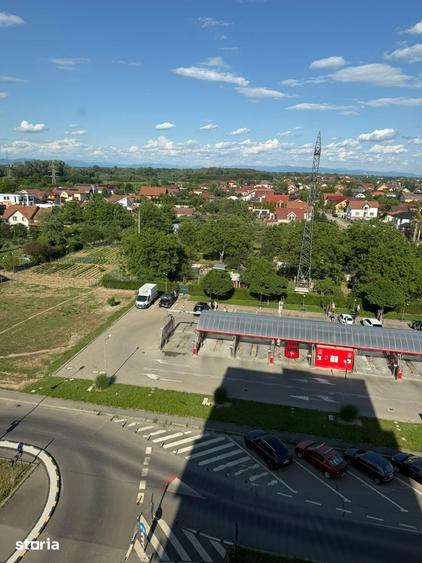 Apartament cu 3 camere în Micro 17