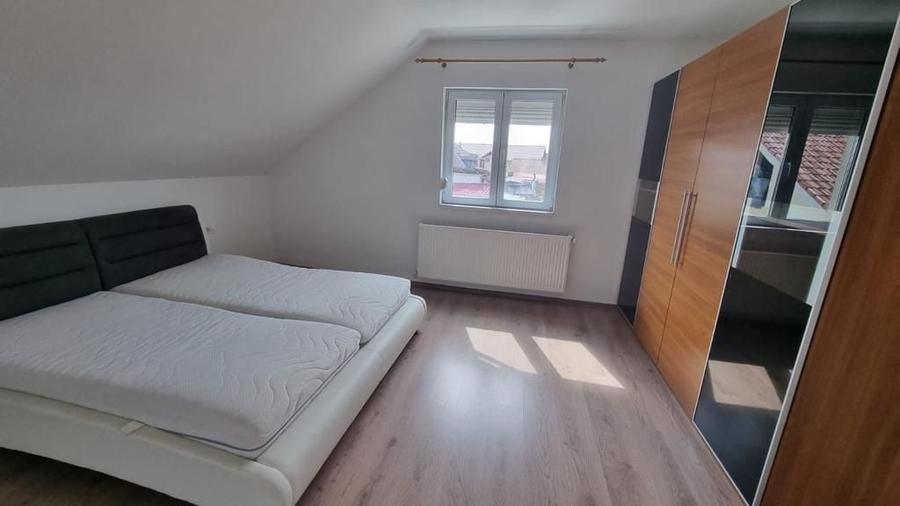 Apartament cu 2 camere în Ghiroda
