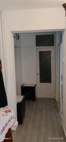 Apartament cu 2 camere decomandat în UTA
