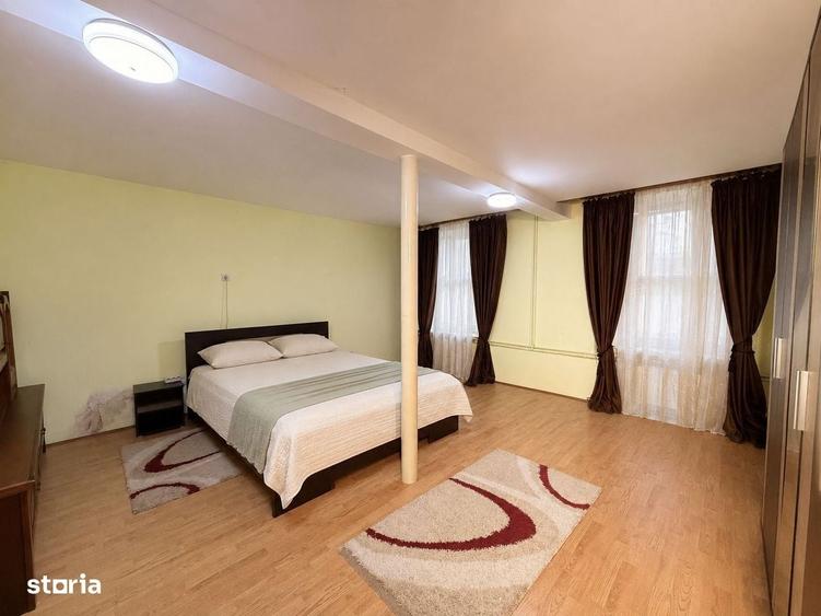 Apartament cu 4 camere în Central