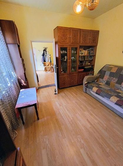 Casă individuală cu 4 camere cu Canalizare în Ana Ipătescu