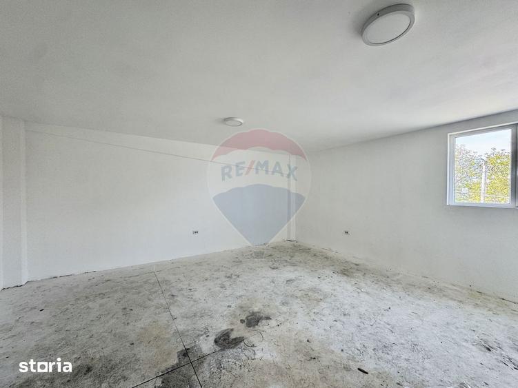 Spațiu comercial, de 837 mp, în Central