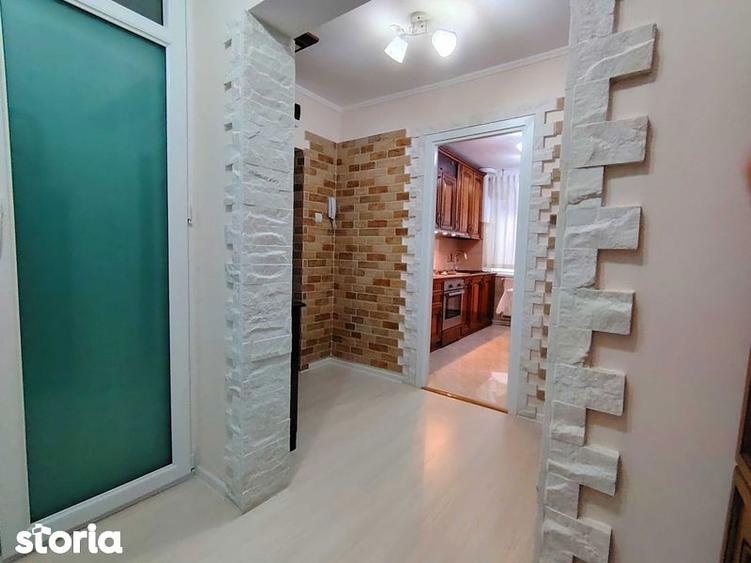 Apartament cu 3 camere decomandat în Hipodrom