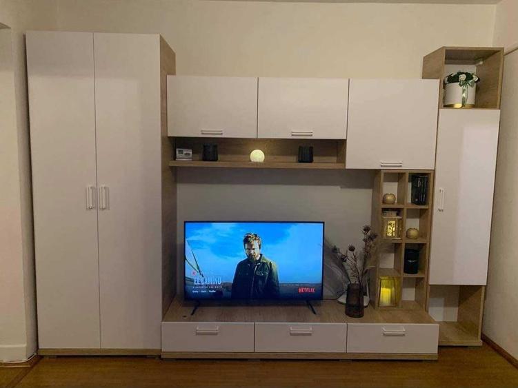 Apartament cu 2 camere decomandat în Exterior Vest