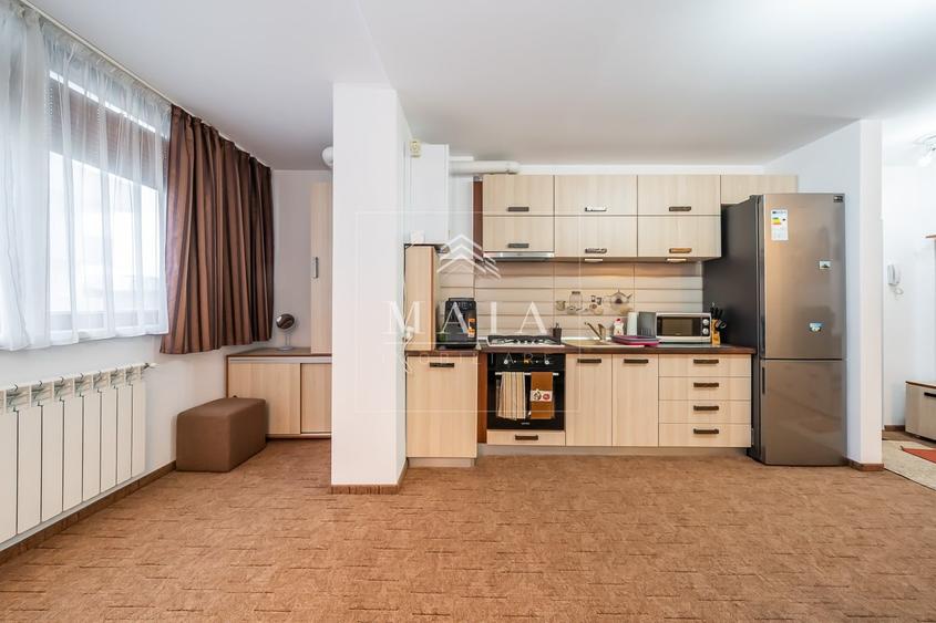 Apartament cu 2 camere semidecomandat, mobilat în Mihai Viteazul
