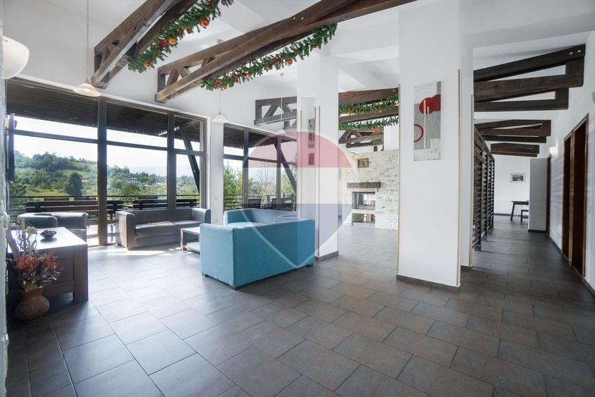 Hotel/Pensiune, de 555 mp, în Bran