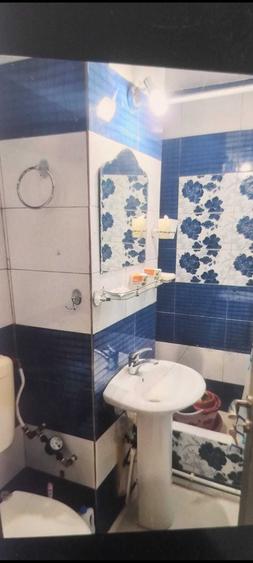 Apartament cu 3 camere decomandat în Crâng