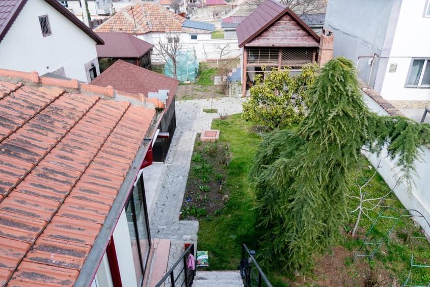 Casă individuală cu 2 camere cu Teren 800 Mp în Năvodari
